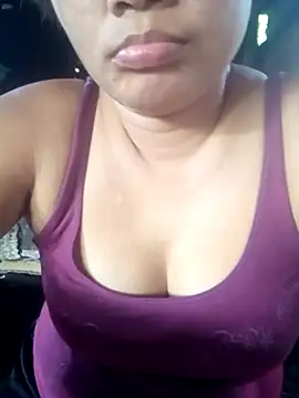cheeseGirl69 现场XXX聊天