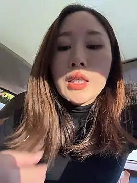 qin205205 Chat XXX in diretta