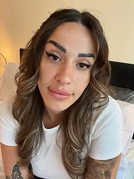 دردشة -Alisa الجنسية المباشرة