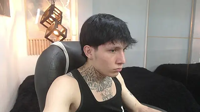 Cry_thereal 现场XXX聊天