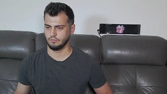 CrazyDom1 Chat XXX live