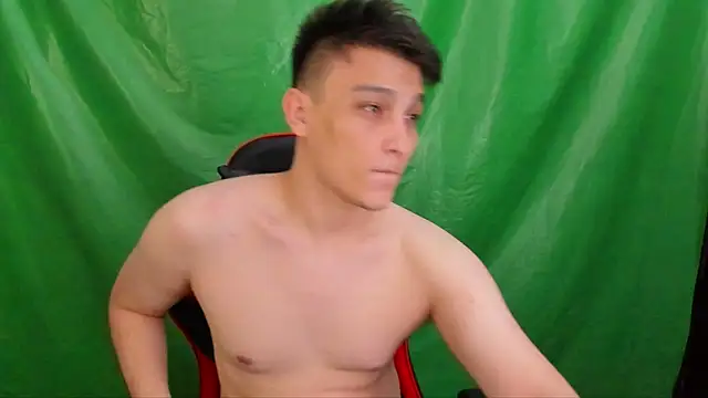 Justin_time111: онлайн-секс-чат