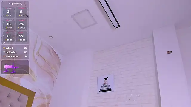 Luna_Tylor live XXX chat