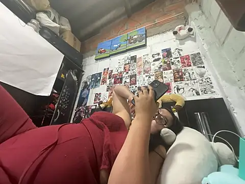 violeta_818 XXX чат на живо