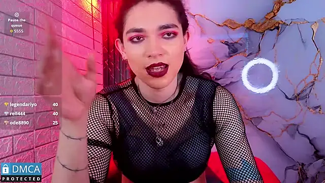 MaeveKuro Chat XXX live