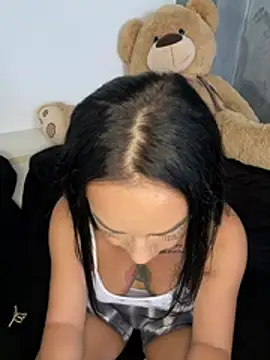Živý XXX chat MaiaGold69