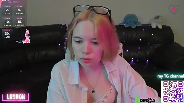 LinneaChan Chat XXX live