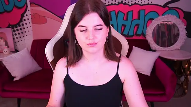 Chat +18 de KristiFoxy ao vivo