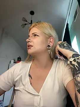 Chat XXX en directo de DriveThruCiri
