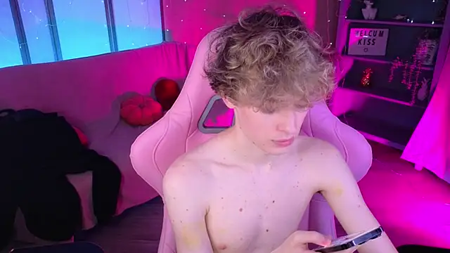 Chat +18 de kevingarsiaa ao vivo