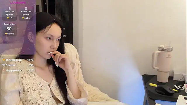DD-5200's Live XXX Chat