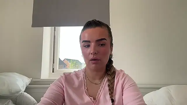 maisiesmithx Adlı Modelin Canlı XXX Sohbeti