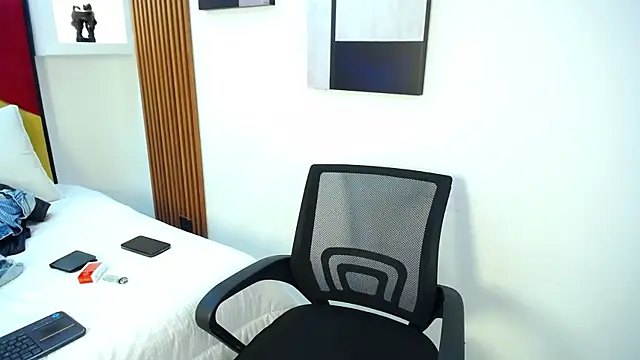XXX chat uživo modela Luucky_Strike