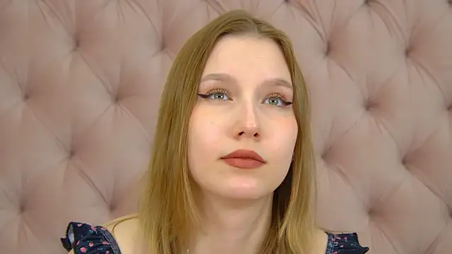 Živý XXX chat LiliLinn