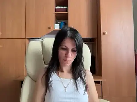 InjaAtHome's Live XXX Chat