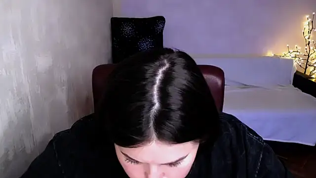 Živý XXX chat Emily_Mo