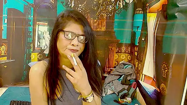 IndianAllure's Live XXX Chat