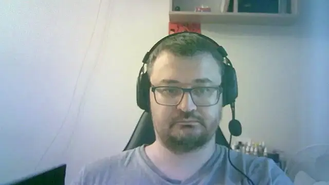 SirAbuser élő XXX-chatje