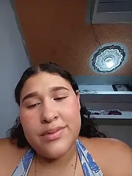Chat +18 de LittleSweetZoe__ ao vivo