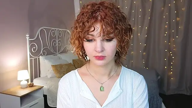 Kira__Fluffy's Live XXX Chat