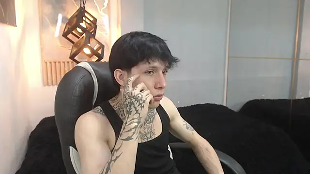 Cry_thereal Chat XXX live
