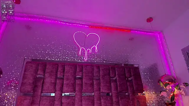Leiaa_ XXX чат на живо