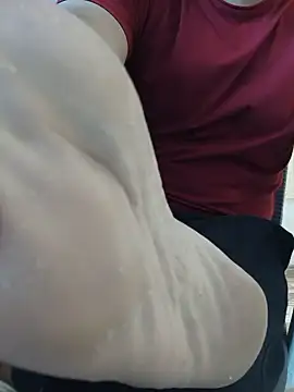צ'אט XXX בשידור חי של 8inch_hunk19
