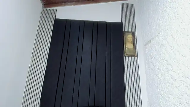 Emily_Collins69 라이브 XXX 채팅