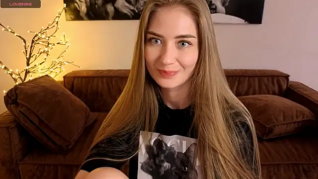 Chain_Alice's Live XXX Chat