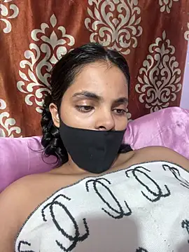 Sandhya_77's Live XXX Chat