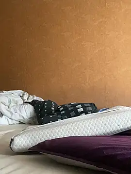 LiluHot élő XXX-chatje