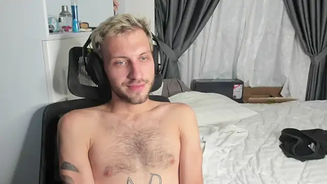 Sexybel220002 élő XXX-chatje