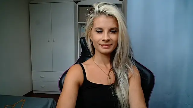 KristineGlow Live XXX-chat