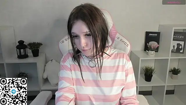 Emma-Blissa Obrolan Langsung XXX
