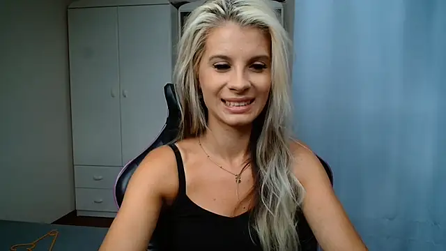Chat XXX en directo de KristineGlow