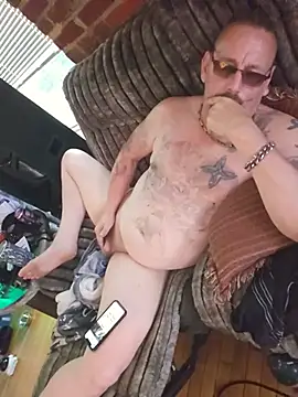 צ'אט XXX בשידור חי של Littledick007007