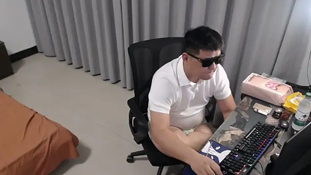 zhang1118 live XXX chat