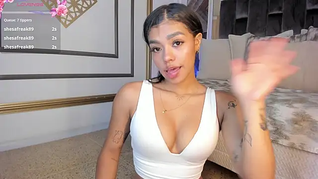 NaylaGrey's Live XXX Chat