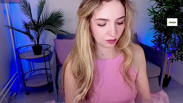 cute_cake's Live XXX Chat