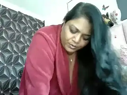 IndianDelia's Live XXX Chat