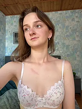 Chat XXX en directo de MyStella_