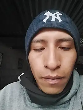 Deyvgv Webcamshow