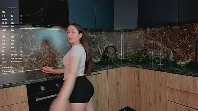 Chat XXX Live Elyra_Noir