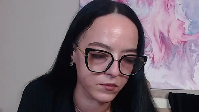 IzabelllNoir Adlı Modelin Canlı XXX Sohbeti