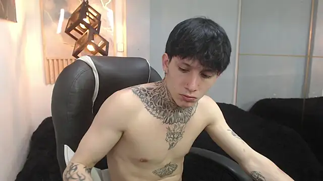 Cry_thereal 现场XXX聊天