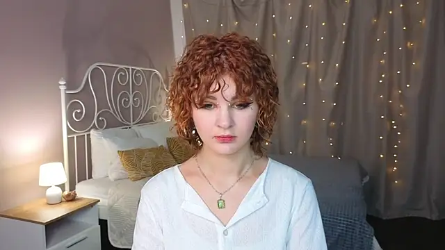 Kira__Fluffy's Live XXX Chat