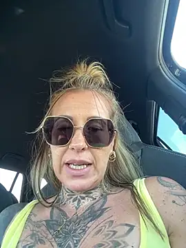 blondhotTINA Obrolan Langsung XXX