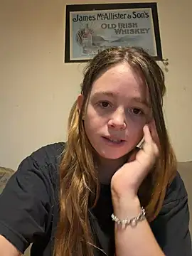 Rhyumii Live XXX-Chat