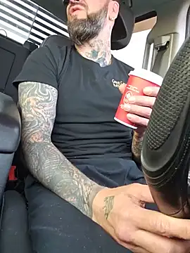دردشة Beardedtattood الجنسية المباشرة