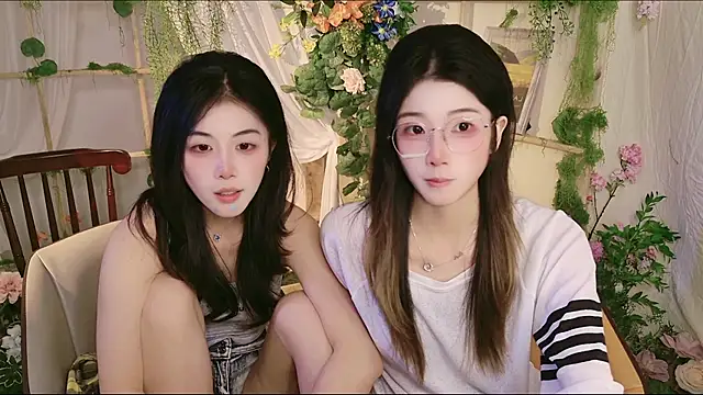 GuLuGroup XXX чат на живо